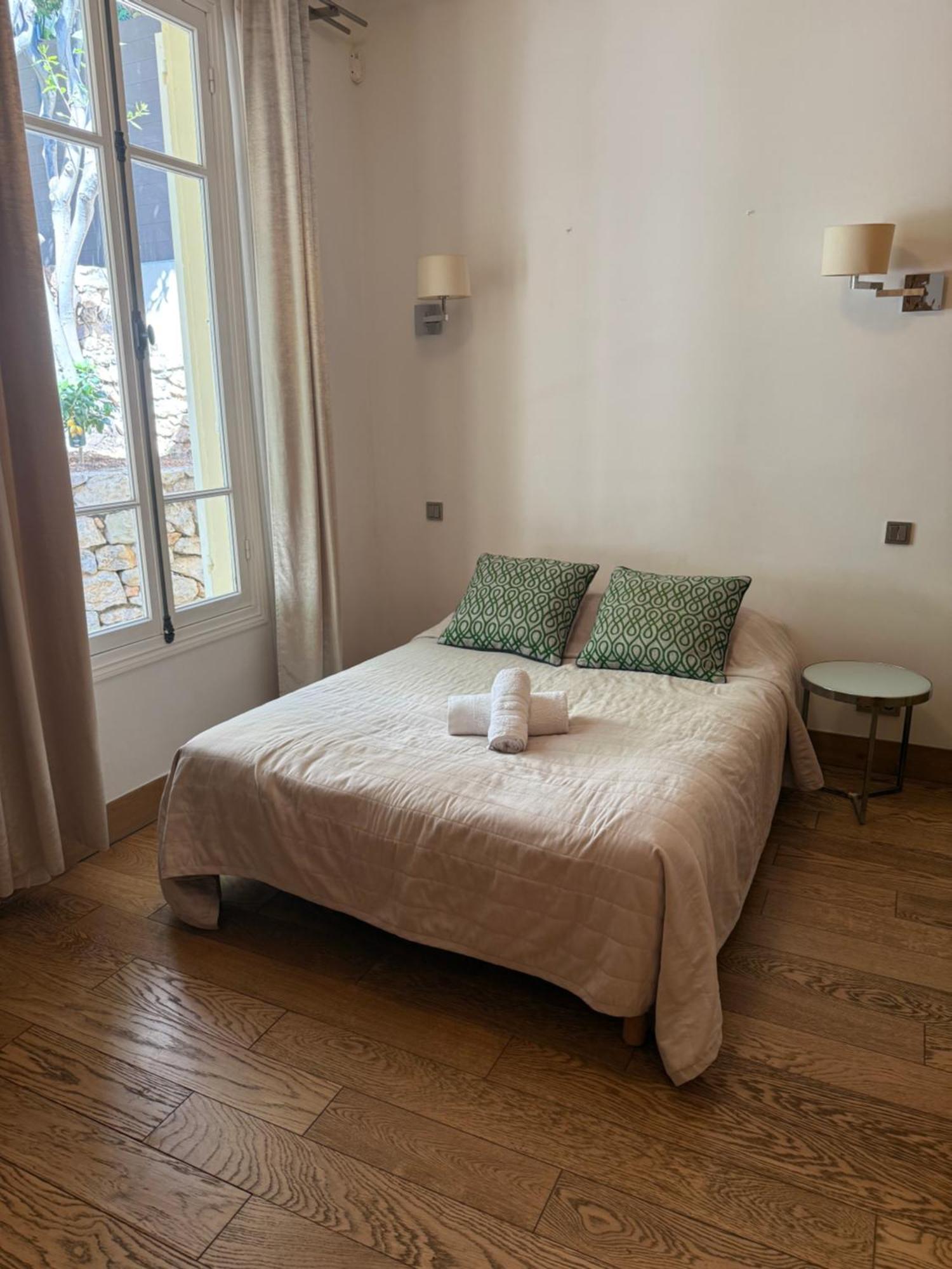 Magnifique Villa Pieds Dans L Eau Saint Jean Cap Ferrat エクステリア 写真